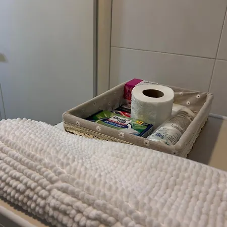 Apartment Compass 1 *
