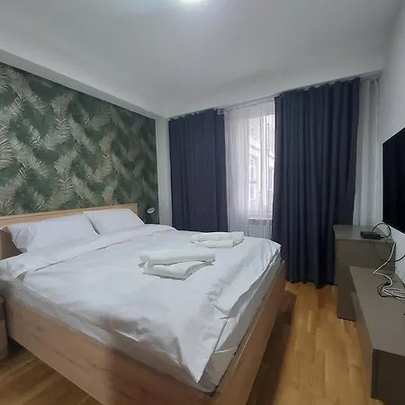 Compass 1 Apartment *